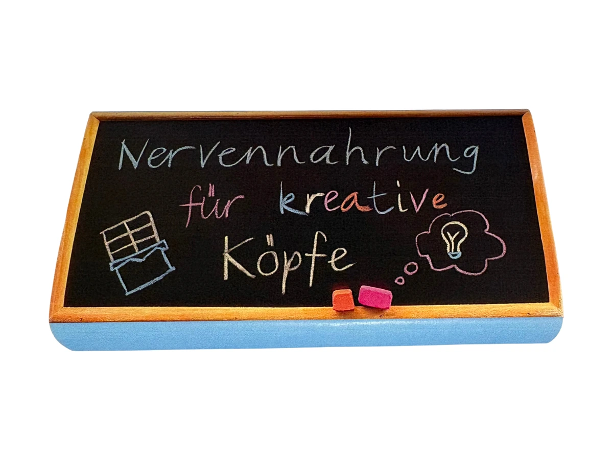 Hellblaue Schokoladenhülle «Nervennahrung für kreative Köpfe»